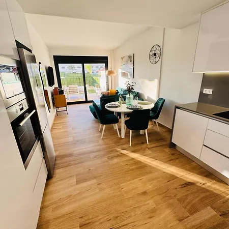 Sofia Costa Blanca * Arenales del Sol