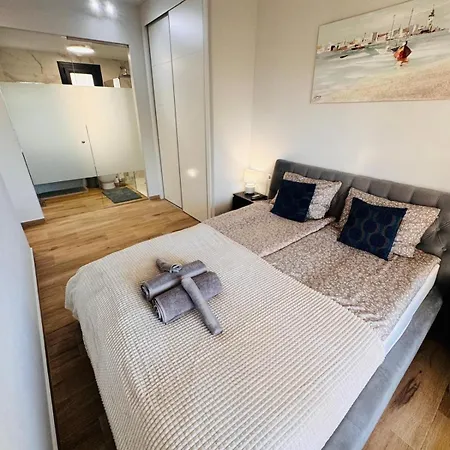 Sofia Costa Blanca *